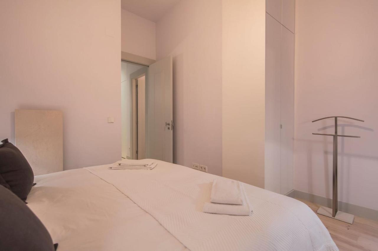 Lovelystay - Charming 3 Bedroom Wonder Downtown Lisbon Exterior photo