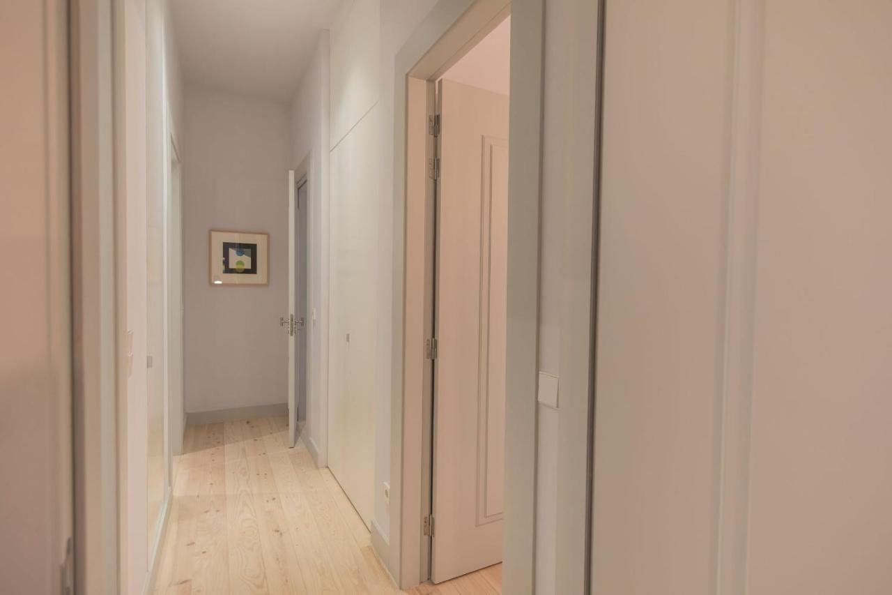 Lovelystay - Charming 3 Bedroom Wonder Downtown Lisbon Exterior photo