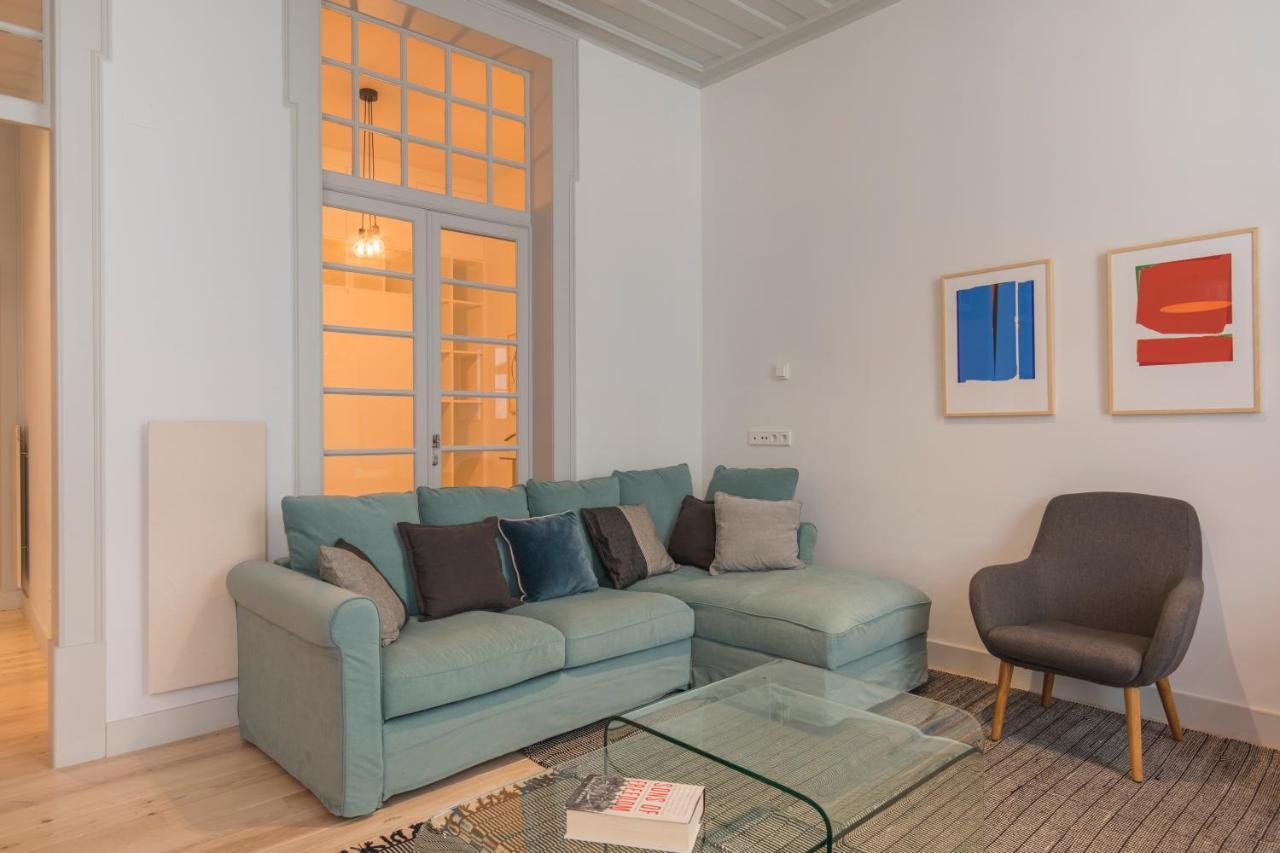 Lovelystay - Charming 3 Bedroom Wonder Downtown Lisbon Exterior photo