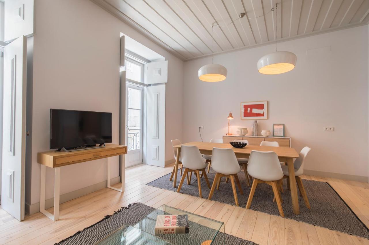Lovelystay - Charming 3 Bedroom Wonder Downtown Lisbon Exterior photo